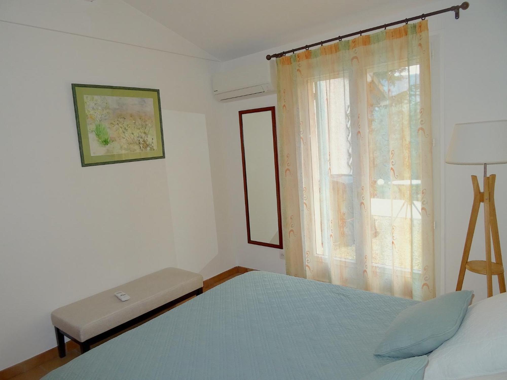 Les Cistes Villa Lioux Exterior photo